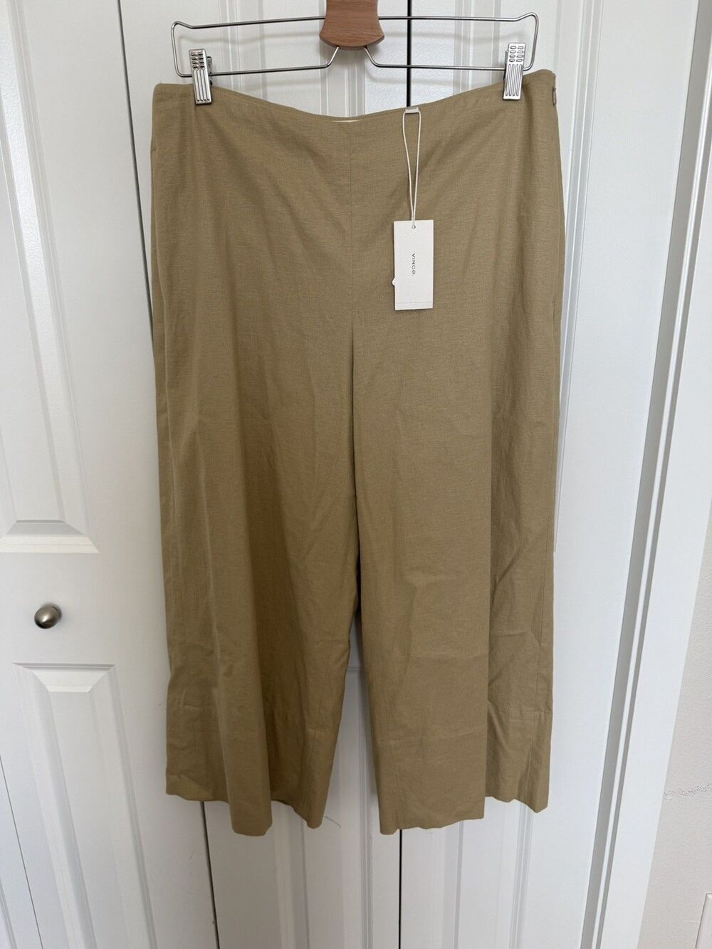 NWT $325 Vince Wide Legs Crop Pants Women's Size 10 Linen Blend Beige Pockets
